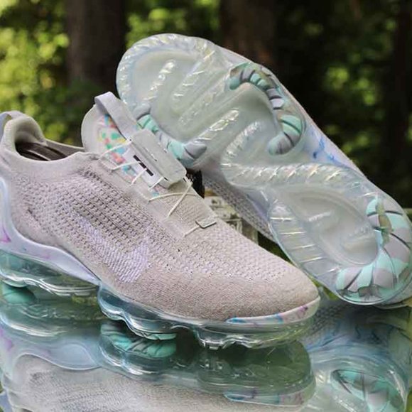 Nike Air VaporMax Flyknit 2020 Men’s Size 9.5 - Picture 4 of 16